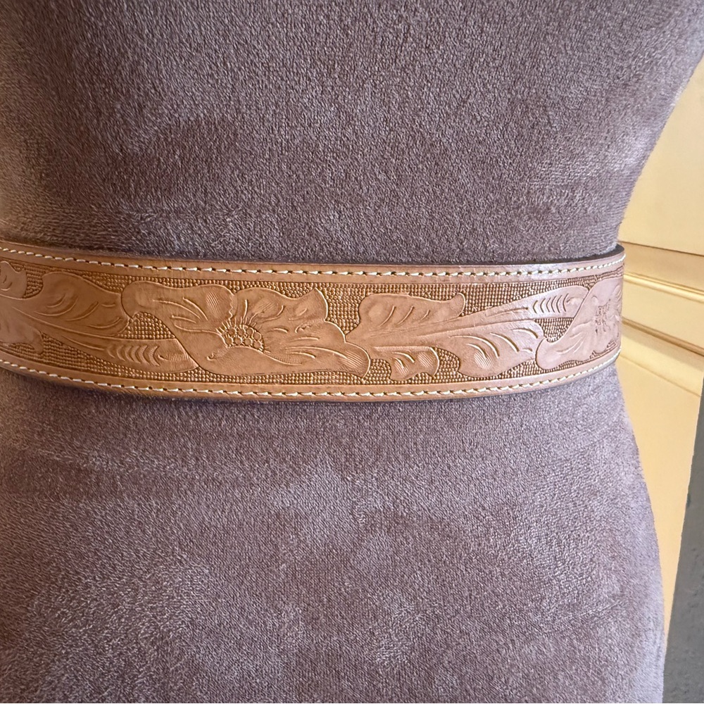 American Eagle Genuine Leather Belt Size XS - Picture 5 of 7